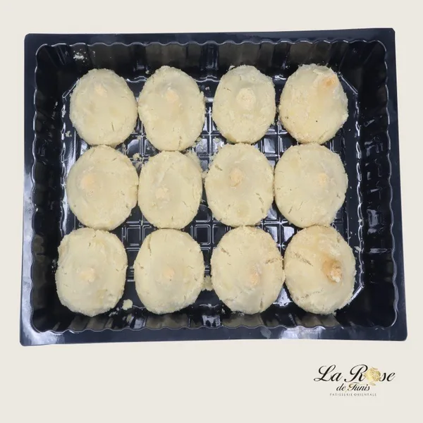 Pâtisserie Rose de Tunis - Spitzgebäck 12 Stück - Preis pro Tablett