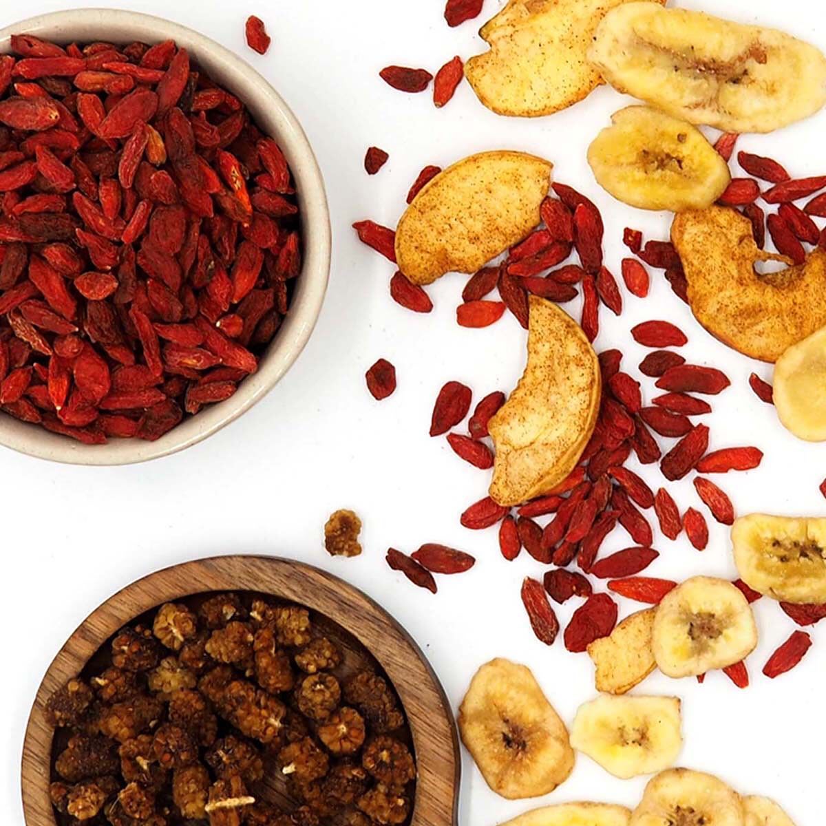 Baie de goji, cranberry, mûre déshydraté.... les fruits séch…