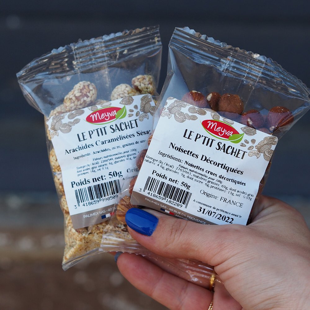 ✈️ FORMAT NOMADE. Le p’tit sachet 50g : noisettes décortiqué…