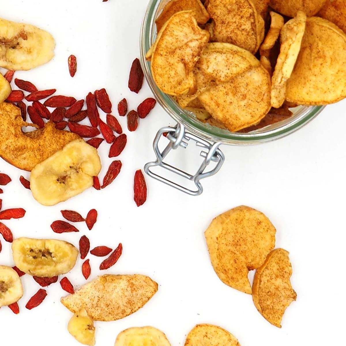 Baie de goji, cranberry, mûre déshydraté.... les fruits s…