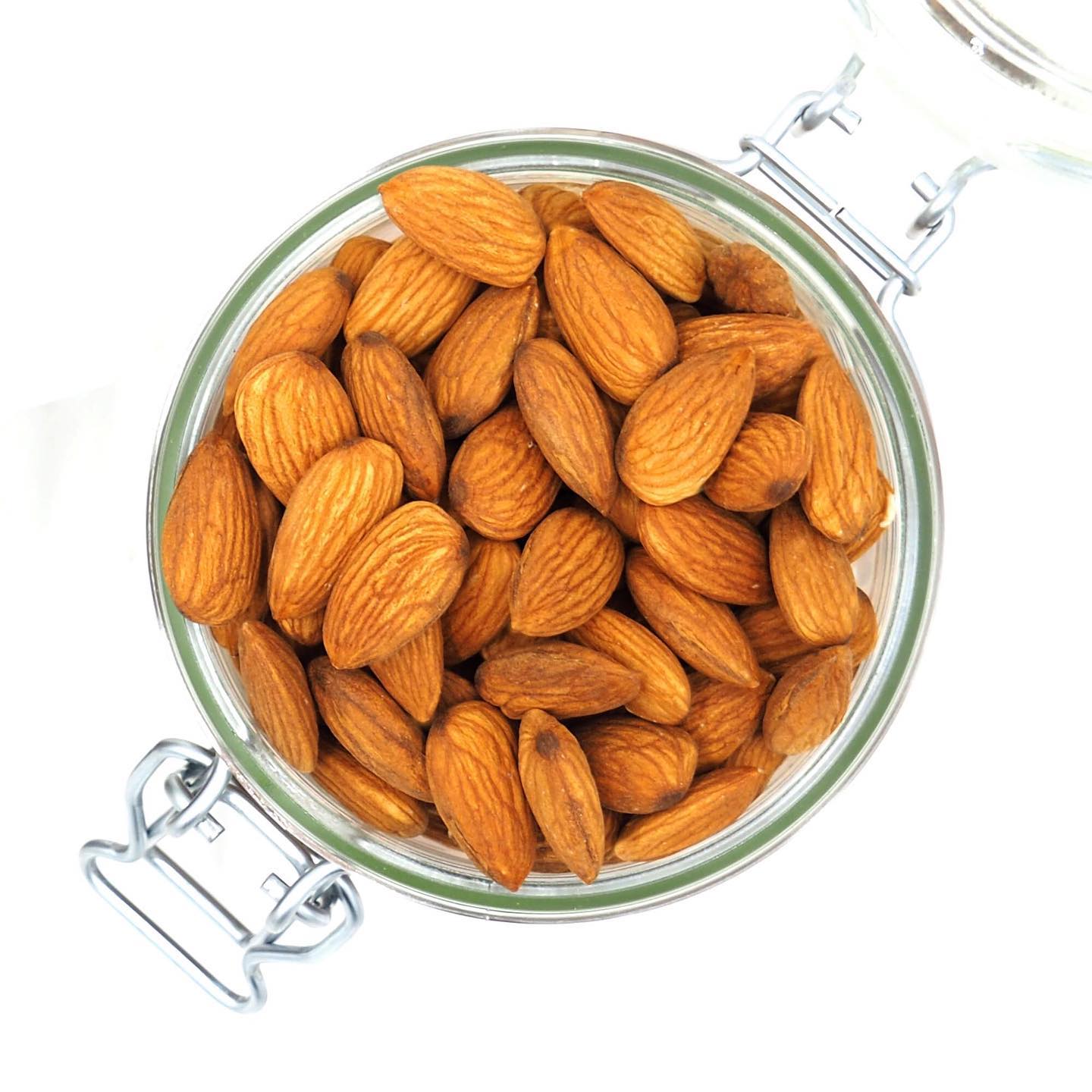 Amandes, Noix et Pâtissiers. ✅L'AMANDE, un booster de mémo…