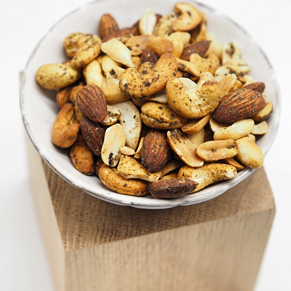 SNACK AIL & FINES HERBES, manger des fruits secs assaisonnés…
